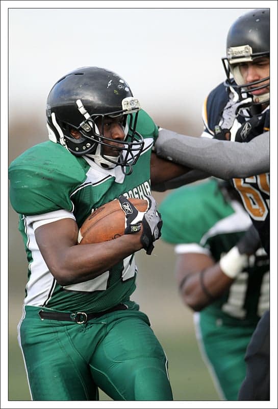 Hurricanes running back, home v Greenwich Mariners, Hatfield, 26 February 2012