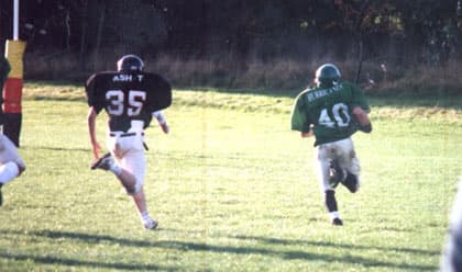 Matt Coppinger (#40) scores on an interception return in Herts’ inaugural league game against the Stingers.